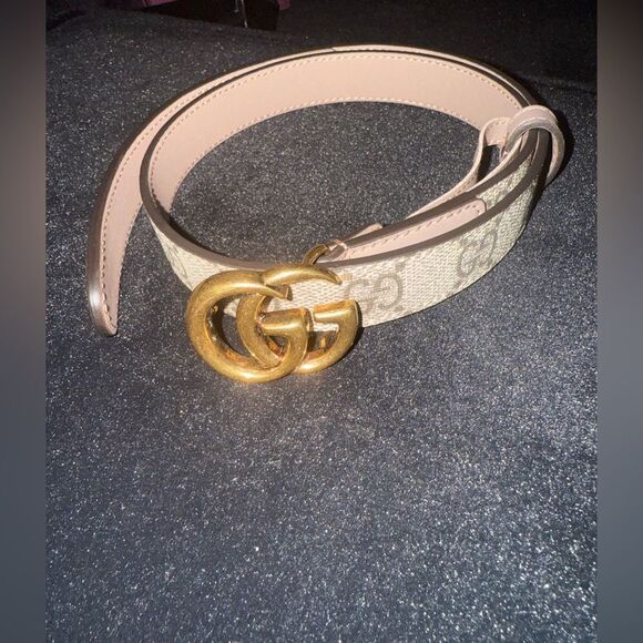 Gucci Accessories - Brand new with box and dustbag Gucci Cream and Gold Belt GG Buckle size 65
